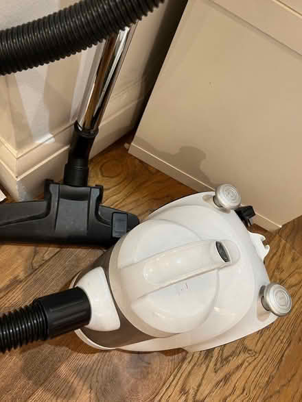 Photo of free Small white bagless vacuum cleaner hoover (Chelsea SW3) #2