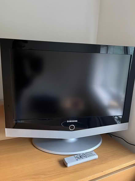 Photo of free Samsung tv (UB5) #1