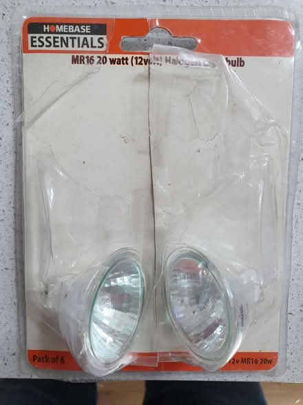 Photo of free MR16 20W Halogen bulbs (Winchmore hill N21) #1