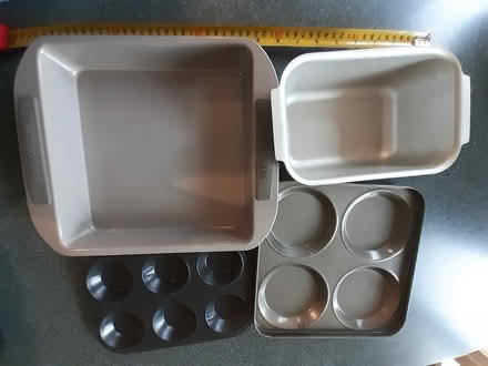 Photo of free Assorted baking tins (Letchworth (Standalone area)) #2