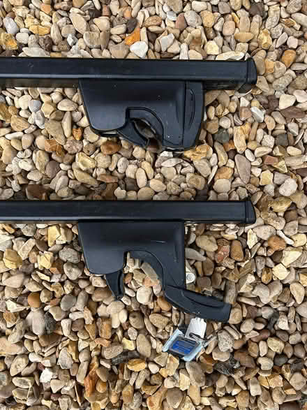 Photo of free Locking car roof bars with 2 keys (Oakham) #1