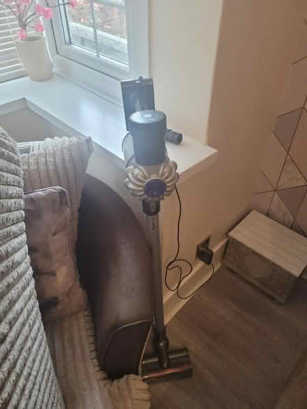 Photo of free 2x dyson cordless hoovers (Havelock road bognor regis) #2