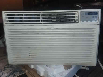 Photo of free Thru the wall air conditioner (Valley cottage) #1