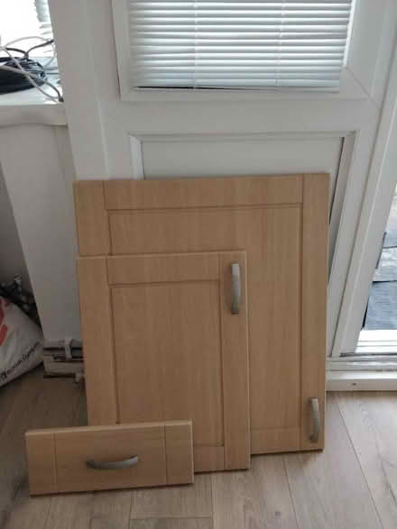 Photo of free Various size kitchen cupboard doors and drawer fronts (Abbey Wood SE2) #1
