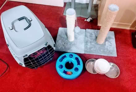 Photo of free Cat Carrier and equipment (Padgate WA1) #1