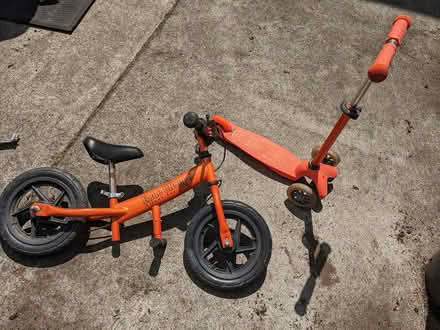 Photo of free Kids' bikes and scooter (Maple Leaf Seattle) #1