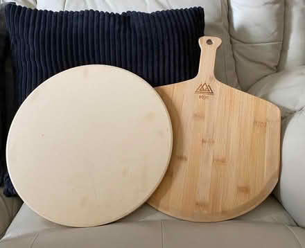 Photo of free 12 " Pizza stone & peel (Carlisle CA3) #1