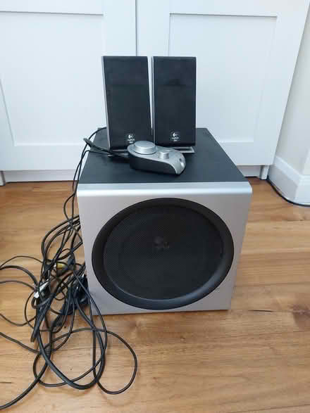 Photo of free Logitech Z-2300 computer speakers (Guildford GU2) #1