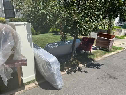 Photo of free Curb alert (Mamaroneck NY) #2