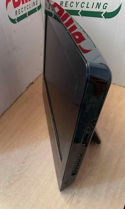 Photo of free Refurbished Dell Inspiron ONE All-In-One PC (Merry Hill WD23) #1