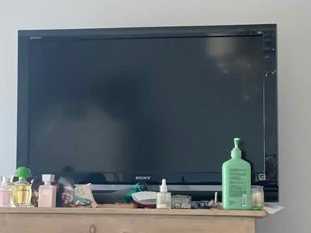 Photo of free 45” Sony TV - does not work (Homestead and Hollenbeck) #1