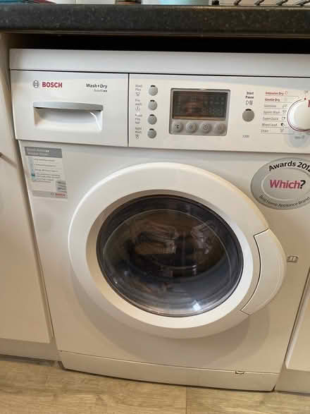 Photo of free Bosch washing machine (N11 nr new Southgate stn) #1