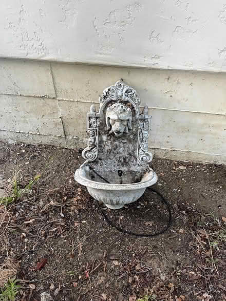 Photo of free Fountain (Kensington) #1