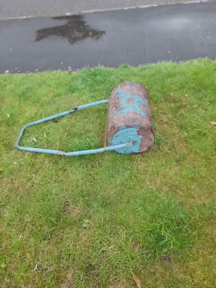 Photo of free Garden roller (Birmingham -water orton) #1