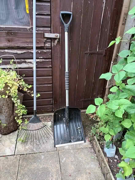 Photo of free Garden tools (Baldock, Clothall Common SG7) #1