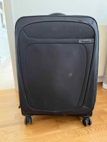 Photo of free Large samsonite suitcase (Chelsea SW3) #1