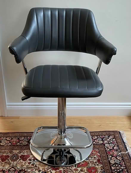 Photo of free Swivel Hydraulic Bar Stool (Cutteslowe OX2) #1