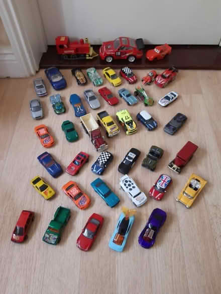Photo of free Box of Toy Cars (Phoenix Drive ME18) #1