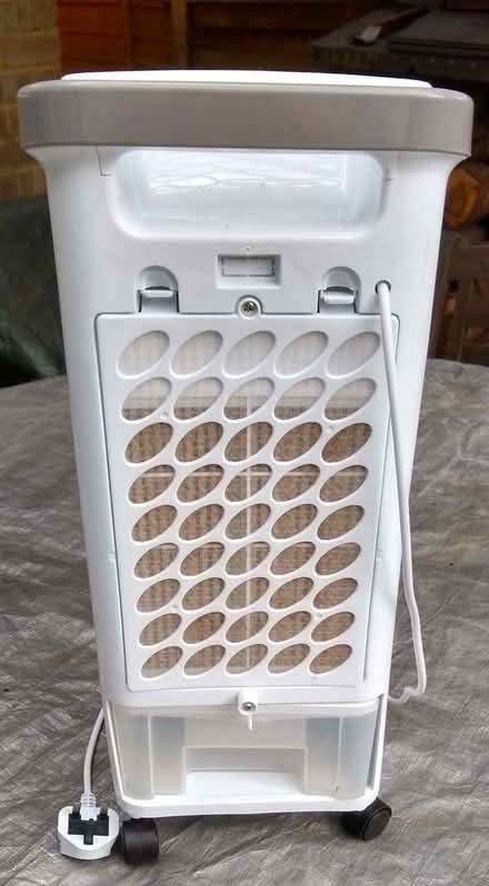 Photo of free Daniel James Tower Fan (Pump Faulty) (Owlsmoor GU47) #1