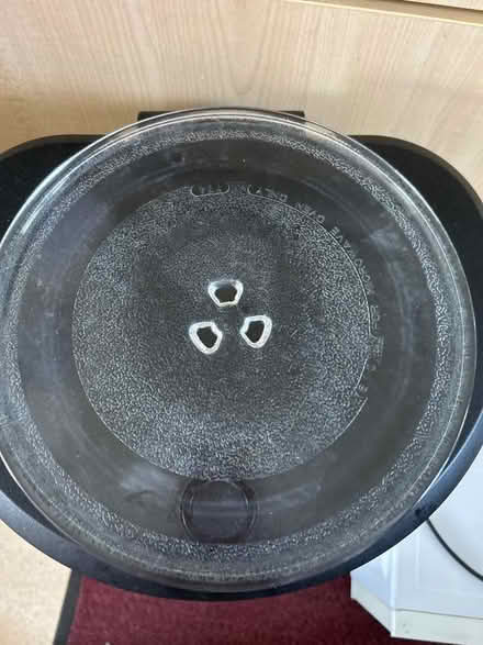 Photo of free Microwave plate (Hanworth RG12) #1