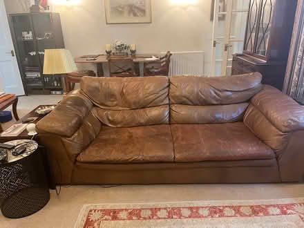 Photo of free 3 seater tan leather sofa (SW10 off Redcliffe gardens) #1