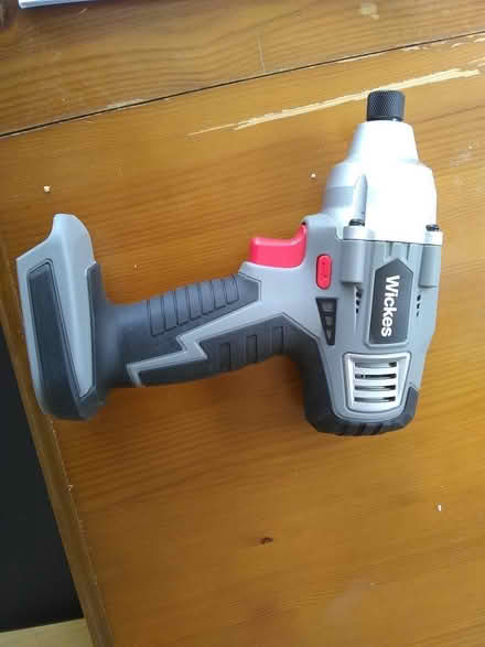 Photo of free Wickes cordless impact screwdriver and battery, no charger (Brookvale RG21) #2