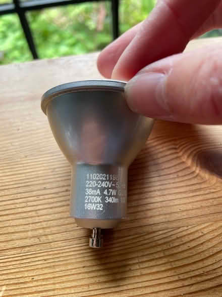 Photo of 4 GU10 Light bulbs (AL6 Ayot St Lawrence) #2