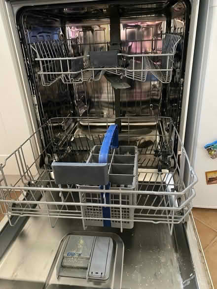 Photo of free Dishwasher - needs fixing (DH1 Old Merryoaks) #2