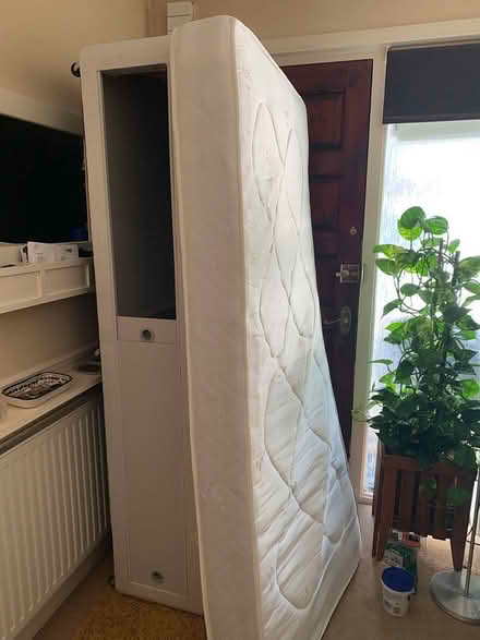 Photo of free Single bed base & mattress (Bromley BR1) #1