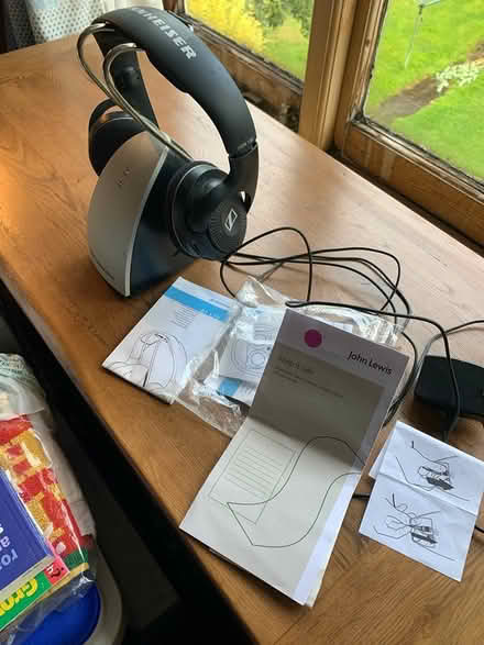 Photo of free Sennheiser RS120 headphone set (Fishponds BS16) #1