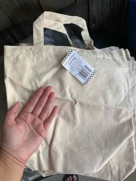 Photo of free 8 - Canvas Tote Bags (BOWIE, MD - P Section) #1