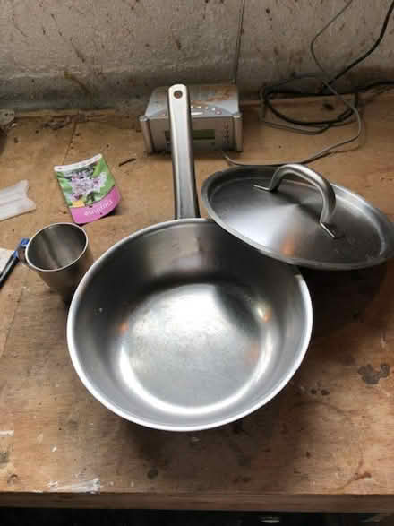 Photo of free Redundant kitchen pans (PL5) #1
