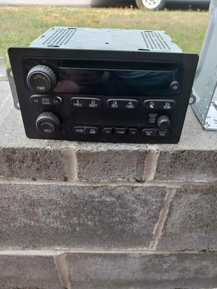 Photo of free GMC Single disc truck radio (Virginia Ave & Halfway Blvd) #1