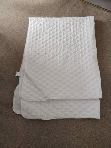 Photo of free King size mattress protector (Harvey Close BS22) #1