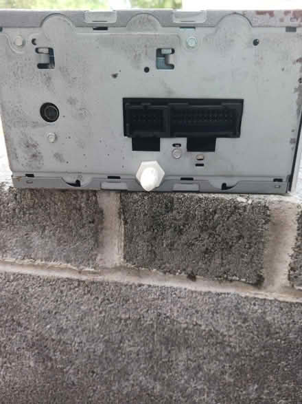 Photo of free GMC Single disc truck radio (Virginia Ave & Halfway Blvd) #3