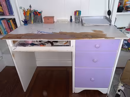 Photo of free Childrens / Youth desk (Melrose) #2