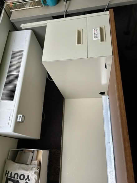 Photo of free Desk (1000 block, James St, Syracuse) #4