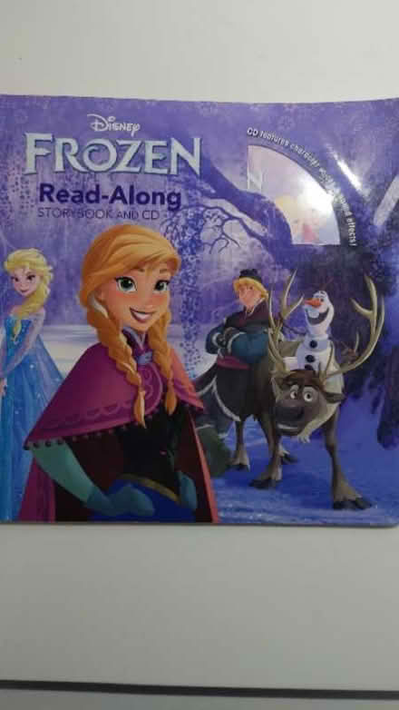 Photo of free Frozen read along storybook and cd (Castle MK40) #1