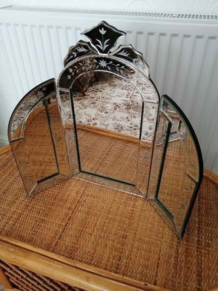 Photo of free Mirror (B71 westbrom) #1