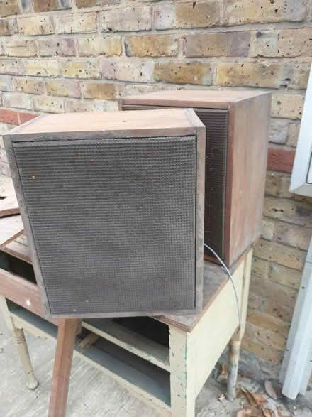 Photo of free Old speakers (Chalfont Common, SL9) #1