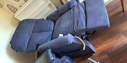 Photo of free Electric recliner chair (Ellesmere Port CH66) #1