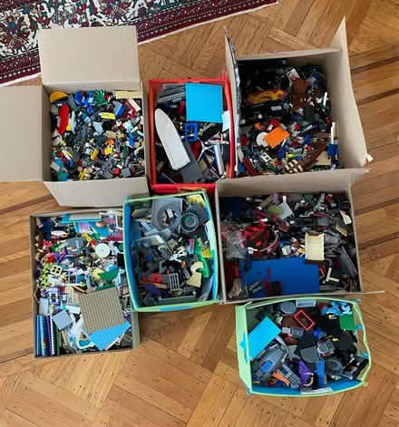Photo of free Lego (Forest Hills) #1