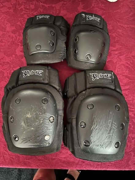 Photo of free Knee and elbow pads (Abbots Langley WD5) #1