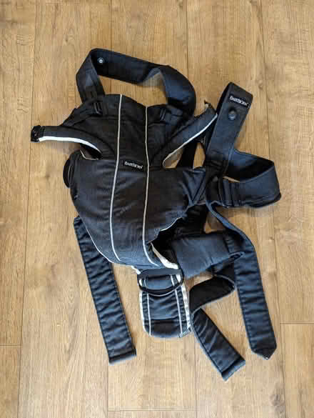 Photo of free BabyBjorn sling (Croydon CR0) #2