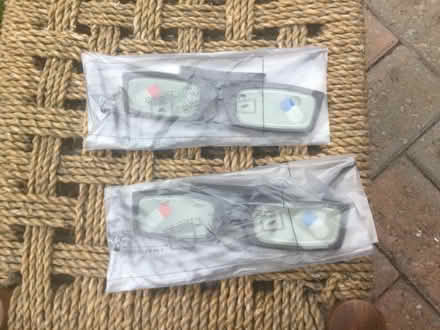 Photo of free Samsung TV accessories inc 3D glasses (Garden City OX5) #1