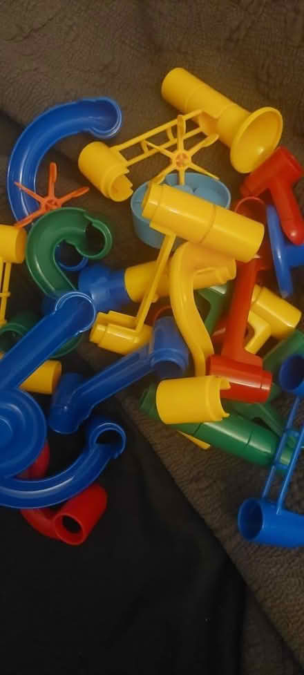 Photo of free Marble run toy set (Kingston KT1) #1