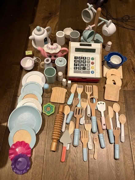 Photo of free Kitchen/food play toys (Oakwood LS8) #1