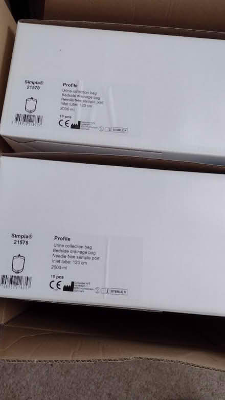 Photo of free Urine collection equipment Simpla (Fovant. SP3) #1