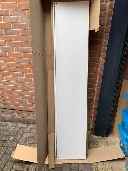 Photo of free White Laminated Side Panel for Repurposing (GU52) #1