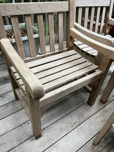 Photo of free Teak table and chairs (Chesterbrook Rd and Albemarle) #4